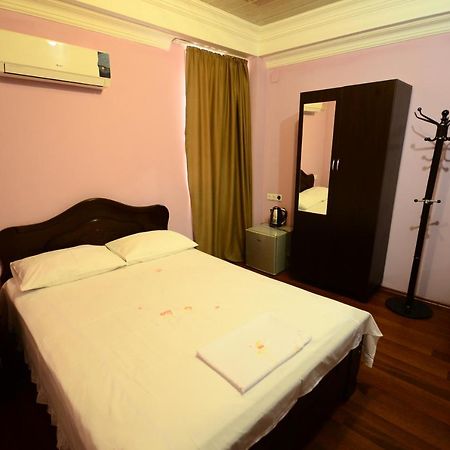 Hotel Peria Batumi Exteriör bild