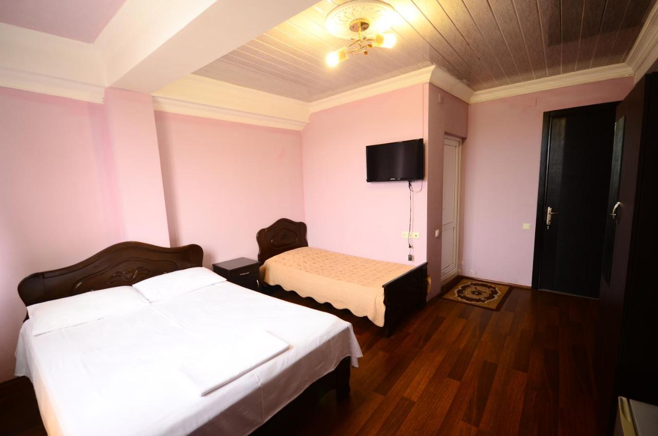 Hotel Peria Batumi Exteriör bild
